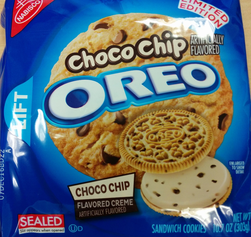 Illustration for article titled SnackTAYku: Choco Chip Oreo Is An Oreo Disguised As A Chocolate Chip Cookie (And It's Good!)